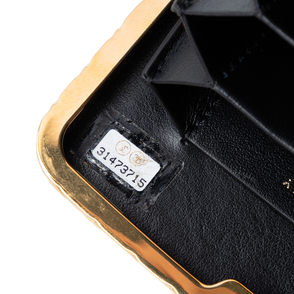 Pre-Loved Chanel Small Glazed Goatskin Box With Chain - Picture 6 of 7